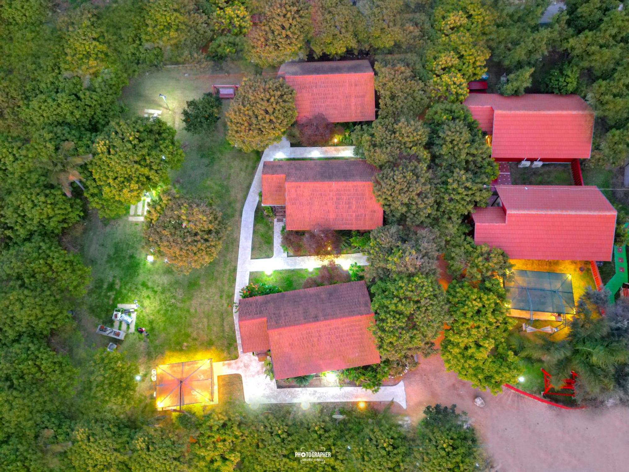 The Wooden Rose Cabins Bezet Dış mekan fotoğraf